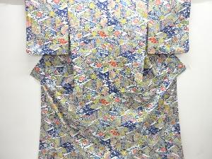 絵皿に草花模様小紋着物